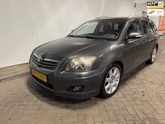 Toyota Avensis Wagon - 2.0 VVTi Executive