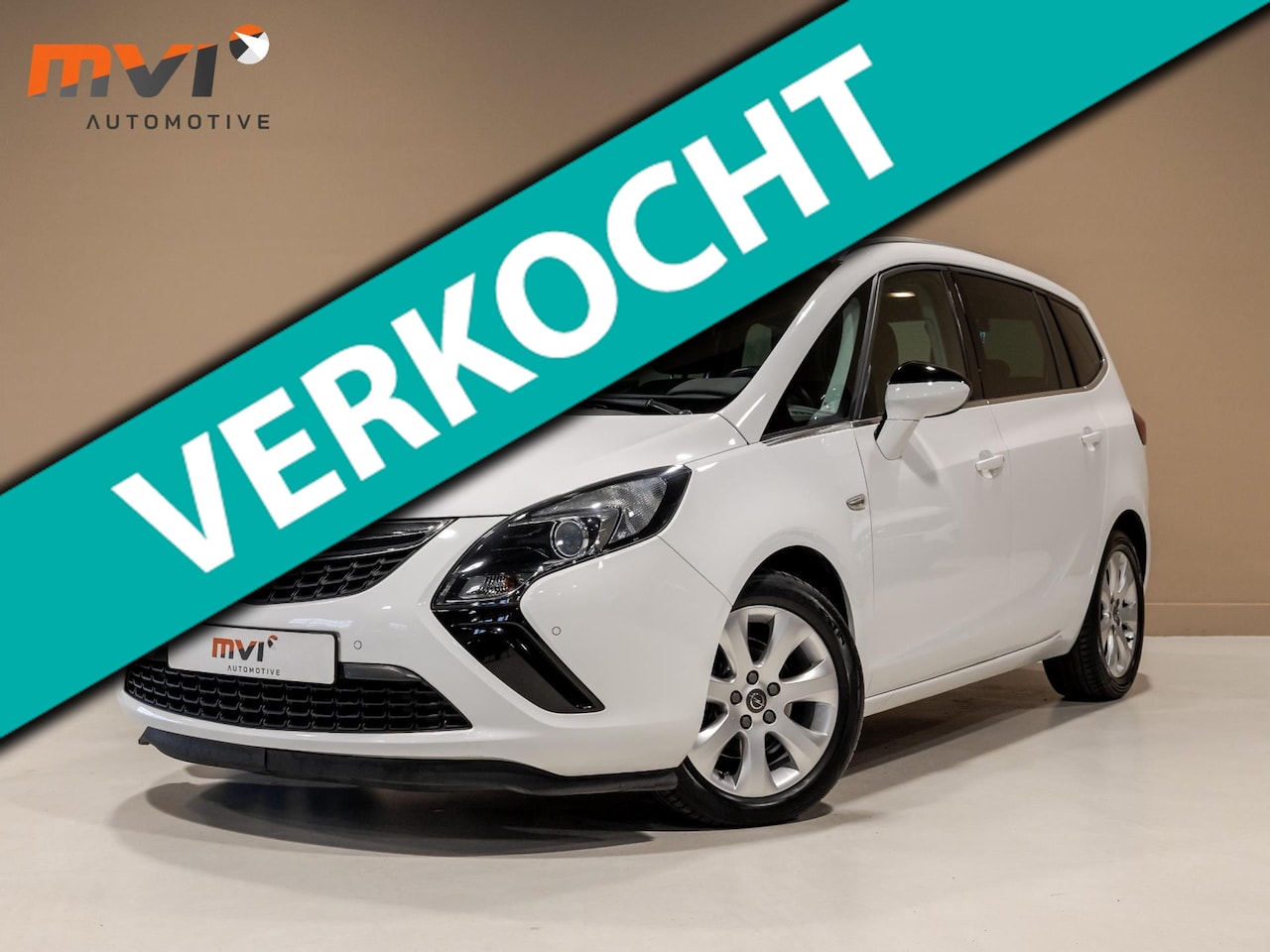 Opel Zafira Tourer - 1.4 Business+ / 120pk / Automatische klimaatregeling / - AutoWereld.nl