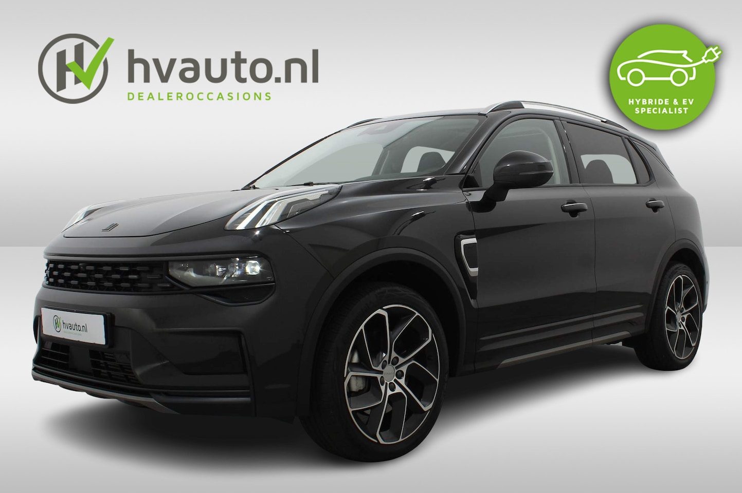 Lynk & Co 01 - 1.5 PLUG-IN HYBRID 262PK BLACK EDITION | 360 camera | Panoramadak | Adaptive cruise - AutoWereld.nl