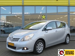 Toyota Verso - 1.8 VVT-i Aspiration | Trekhaak | Rijklaarprijs incl. 1 jaar Bovag garantie