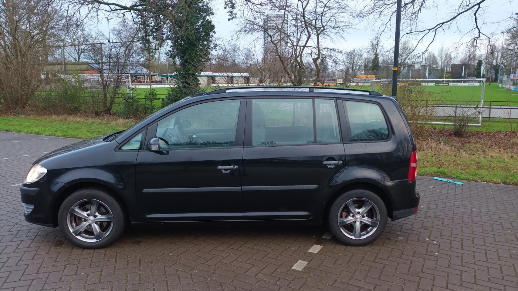 Volkswagen Touran - 1.9 TDI Optive Airco / Pdc - AutoWereld.nl