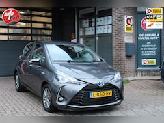 Toyota Yaris - 1.5 Hybrid Executive // Automaat // Camera // Navigatie // PDC