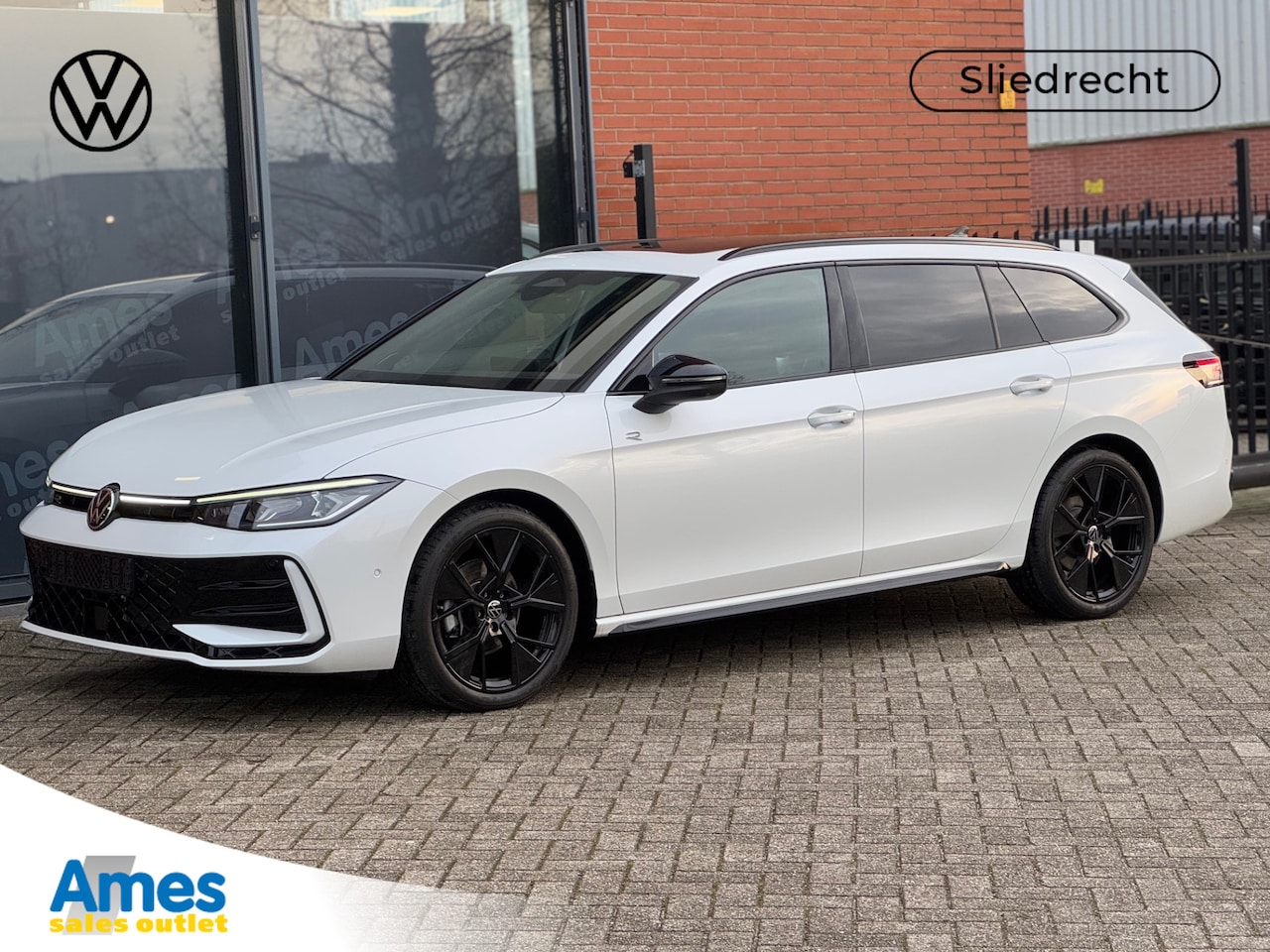 Volkswagen Passat Variant - 1.5 eTSI 150pk DSG R-Line Edition | Panoramadak | Harman Kardon Audio - AutoWereld.nl