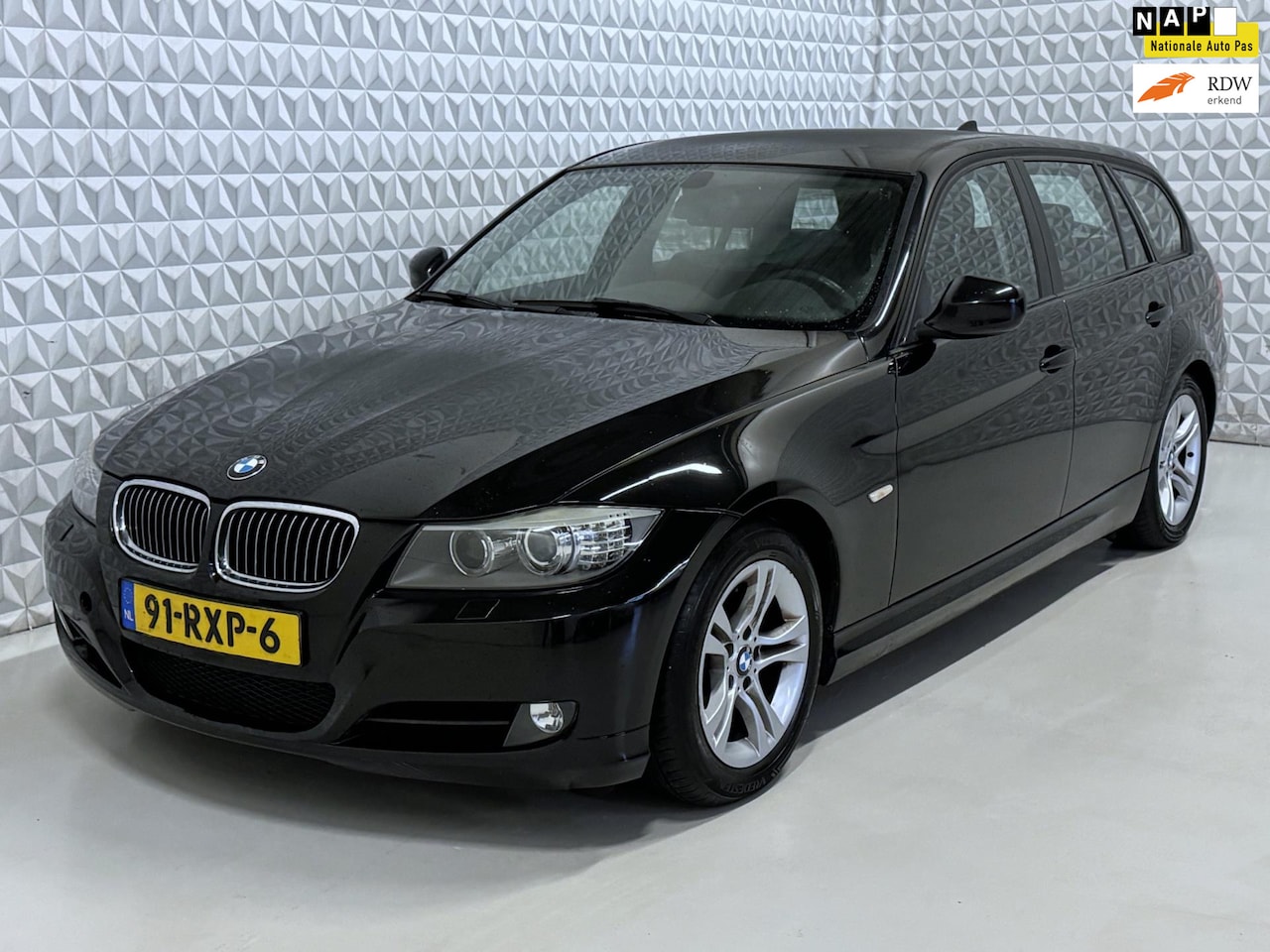 BMW 3-serie Touring - 320d - BRANDSTOFPOMP DEFECT (2011) - AutoWereld.nl