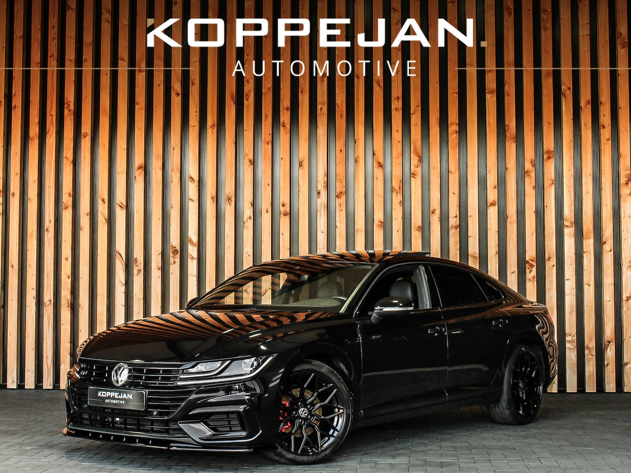 Volkswagen Arteon - 2.0 TSI 190PK Automaat Business R Exclusive | R-LINE | PANORAMADAK | KEYLESS | STOELVERWAR - AutoWereld.nl