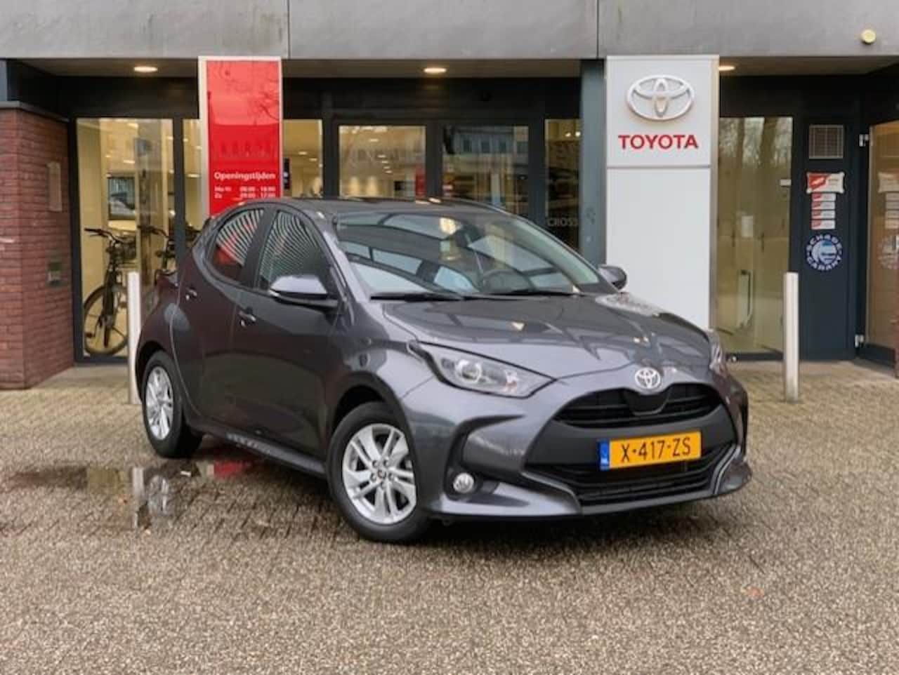 Toyota Yaris - 1.5 Hybride Apple Android Licht metaal 15' - AutoWereld.nl