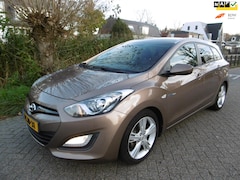 Hyundai i30 Wagon - 1.6 GDI 135pk i-Motion Clima Cruise Trekhaak 1400kg