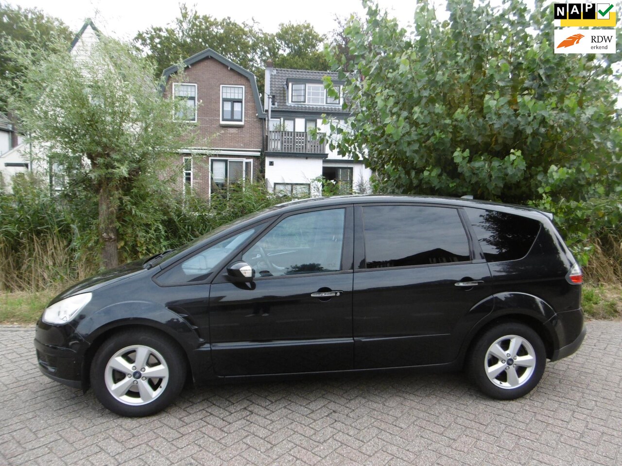 Ford S-Max - 2.3-16V 160pk Automaat Navi Clima Trekhaak 1250kg - AutoWereld.nl