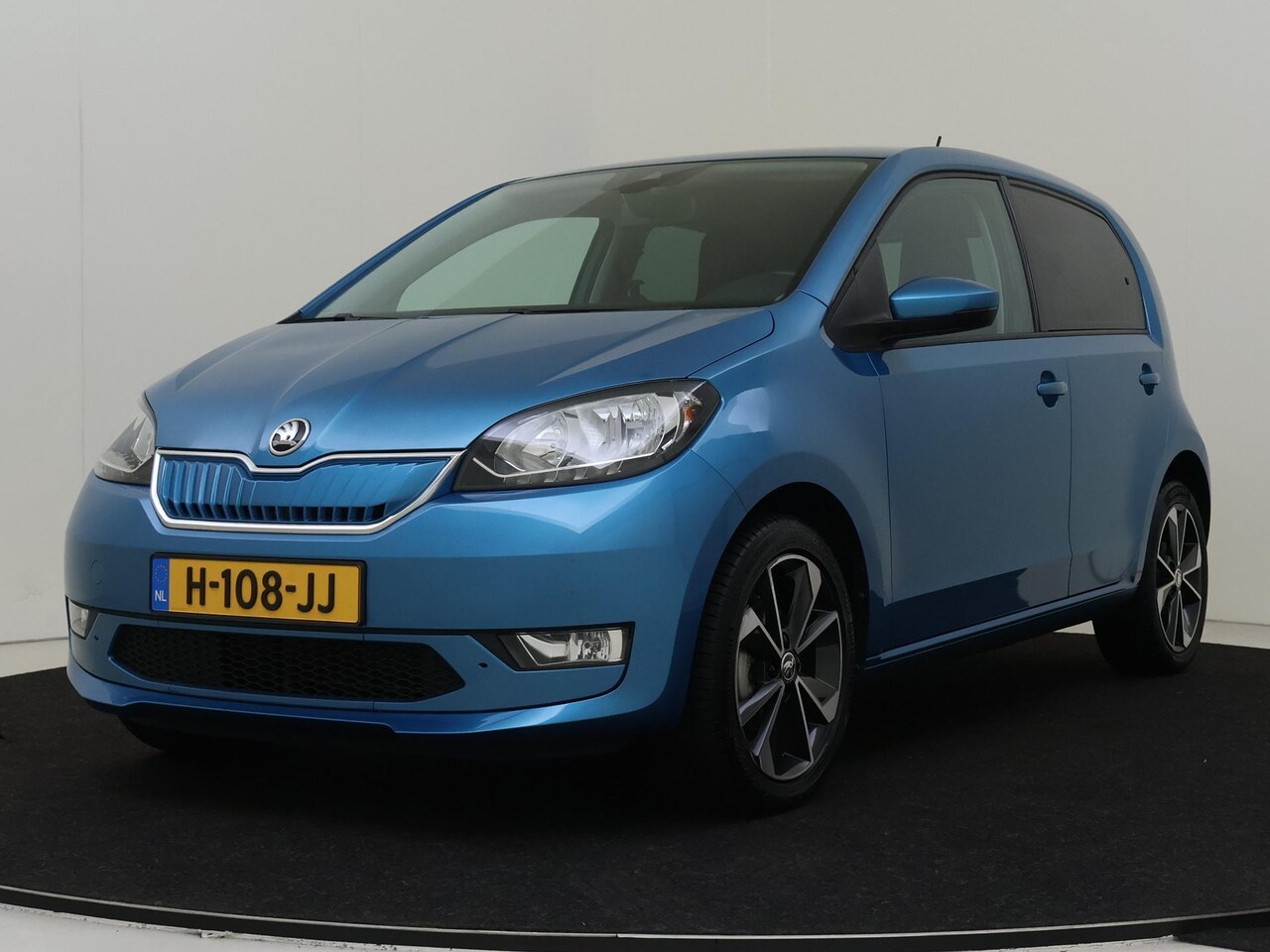 Skoda Citigo e-iV - EV Style | Stoelverwarming | Climate control | Cruise control | Parkeersensoren achter | D - AutoWereld.nl