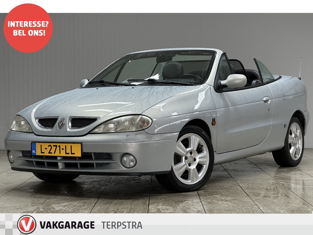 Renault Mégane Cabrio - 2.0-16V Privilège/ Cabrio!/ Stoelverw./ Apple+Android/ LEDER/ Airco/ Bluetooth/ Radio+USB/ - AutoWereld.nl