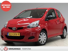 Toyota Aygo - 1.0-12V Access/ Radio-CD+AUX/ Stuurbekr/ Airbags/ Bumpers in Kleur/ Deelbare Achterbank