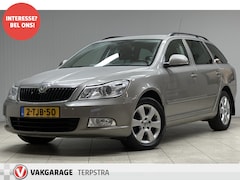 Skoda Octavia Combi - 1.4 TSI Ambition/ Trekhaak/ 16''LMV/ Clima/ Navi/ Cruise/ Bluetooth/ C.V.Afstand/ Elek.Pak