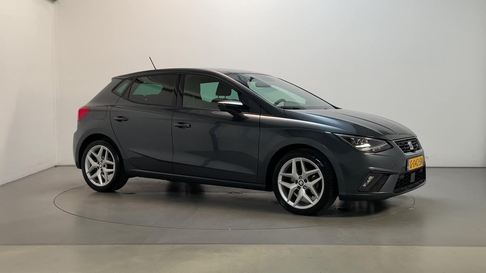 Seat Ibiza - 1.0 TSI 116pk DSG FR Business Intense LED Camera Navigatie App-Connect - AutoWereld.nl