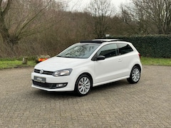 Volkswagen Polo - 1.4-16V High Line PANO I 86PK I VOLL ONDH I ZEER MOOI