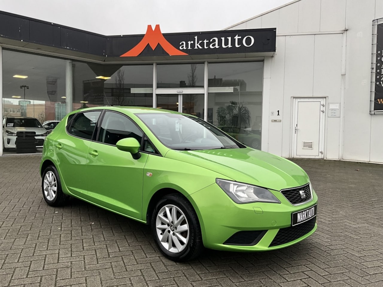 Seat Ibiza - 1.4 COPA Plus met Climate control en Stoelverwarming - AutoWereld.nl