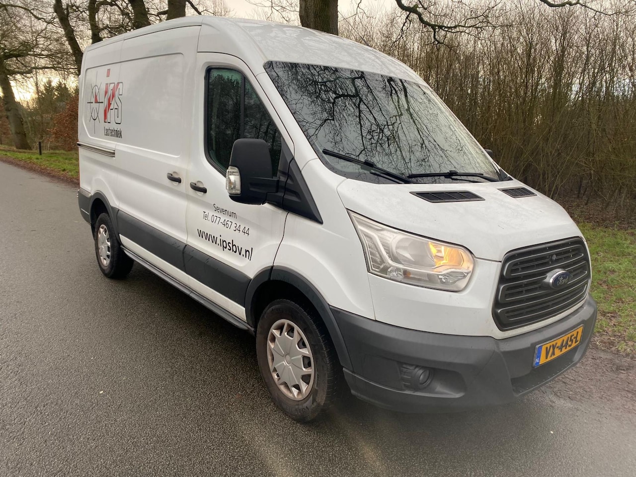 Ford Transit - 330 2.2 TDCI L2H3 Ambiente 330 2.2 TDCI L2H3 Ambiente - AutoWereld.nl