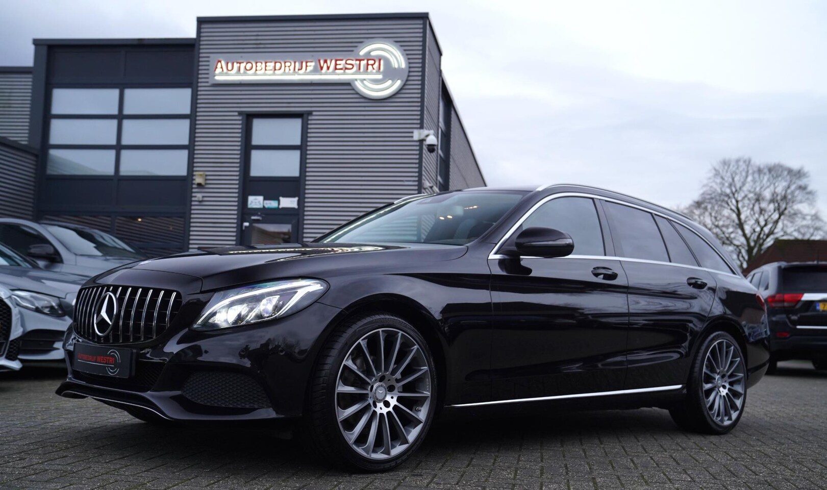 Mercedes-Benz C-klasse Estate - 180 Ambition | Stoelverwarming | Navi | LED - AutoWereld.nl