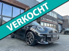 MINI Cooper S - 2.0 John Cooper Works F1 aut 204pk Nw model/pano/camera/head up