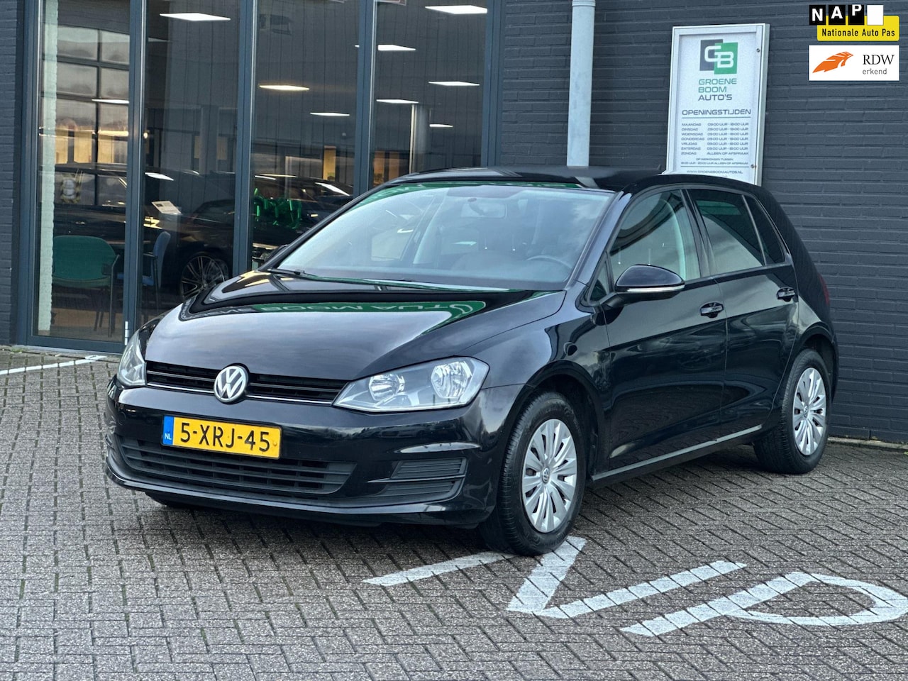 Volkswagen Golf - 1.2 TSI Trend Edition/2E EIG/LEDER/NAVI/6-BAK/NETTE STAAT!! - AutoWereld.nl