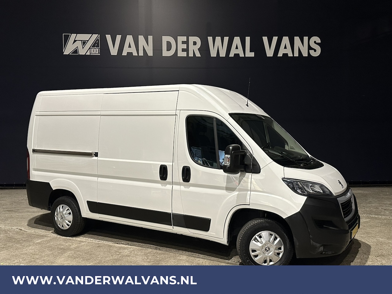 Peugeot Boxer - 2.0 BlueHDI 131pk **BPM VRIJ voor de Ondernemer** L2H2 Euro6 Airco | Camera | Navigatie | - AutoWereld.nl