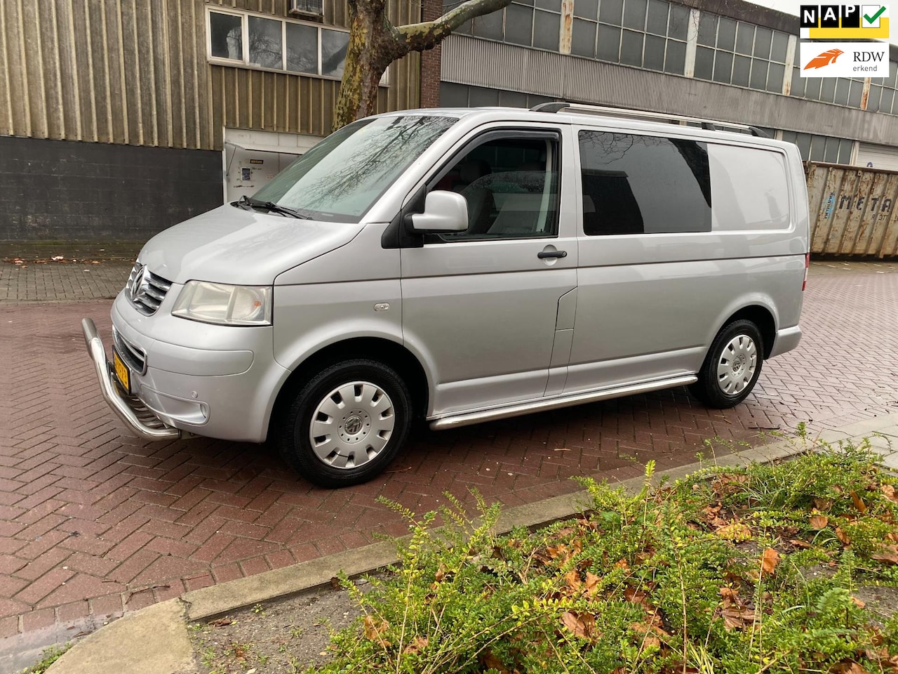 Volkswagen Transporter - 2.5 TDI DC * Airco * Cruise Control *96KW=131PK *Nette Bus *APK 18-5-2025 *Boekjes Aanwezi - AutoWereld.nl