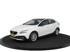 Volvo V40 Cross Country - 2.0 T3 Summum | Standkachel | Panoramadak | Parkeersensoren V+A | Parkeercamera | Keyless