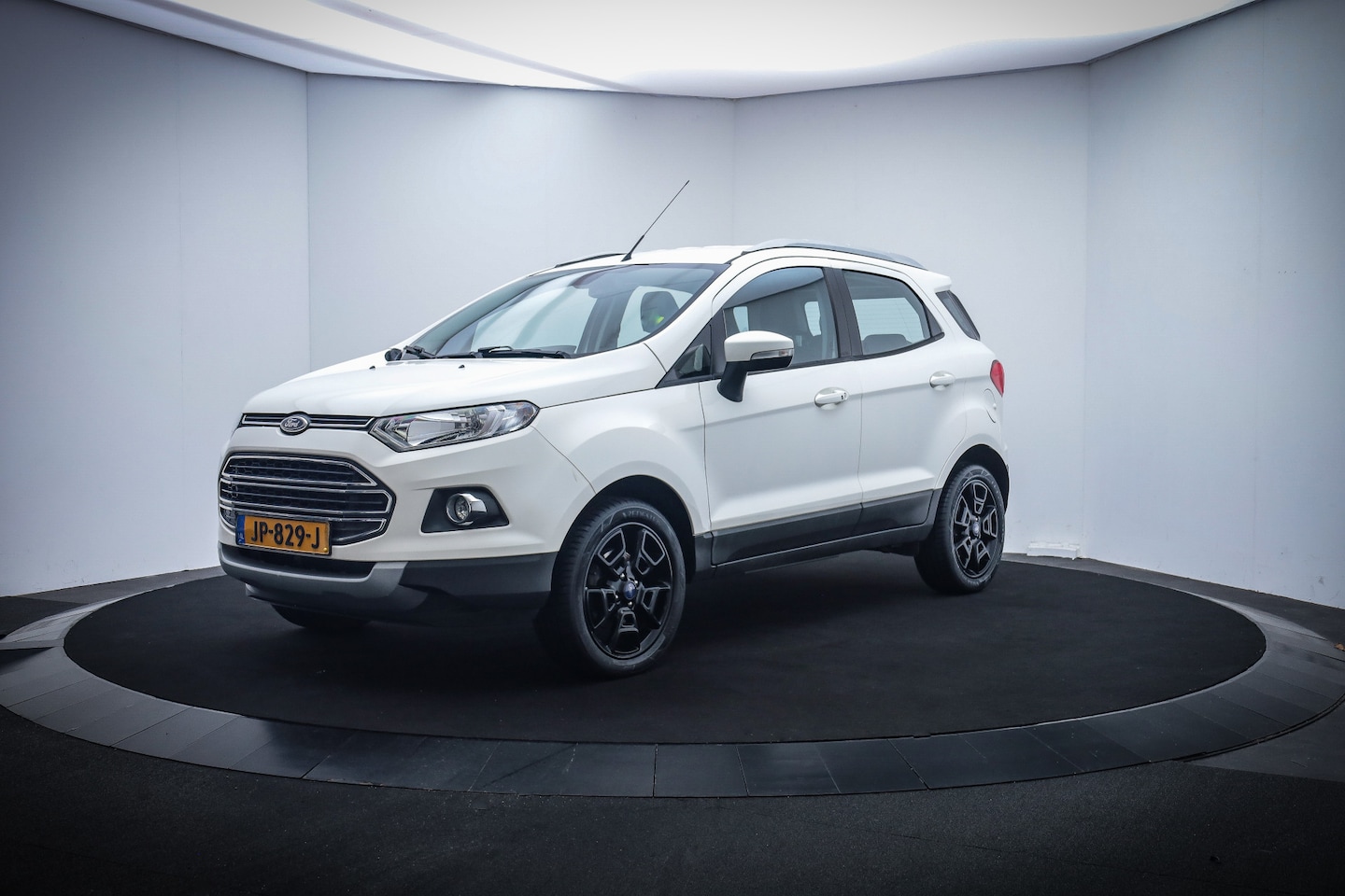 Ford EcoSport - 1.0 125Pk Titanium NAVI/STOELVERW./CRUISE/CLIMA/PDC/LMV - AutoWereld.nl