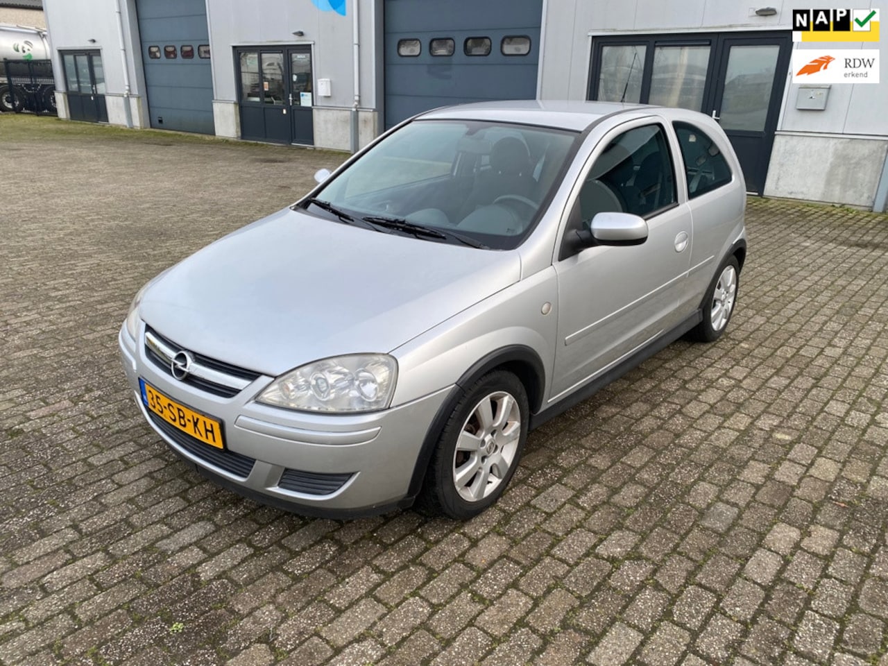 Opel Corsa - 1.2-16V Silverline 1.2-16V Silverline - AutoWereld.nl