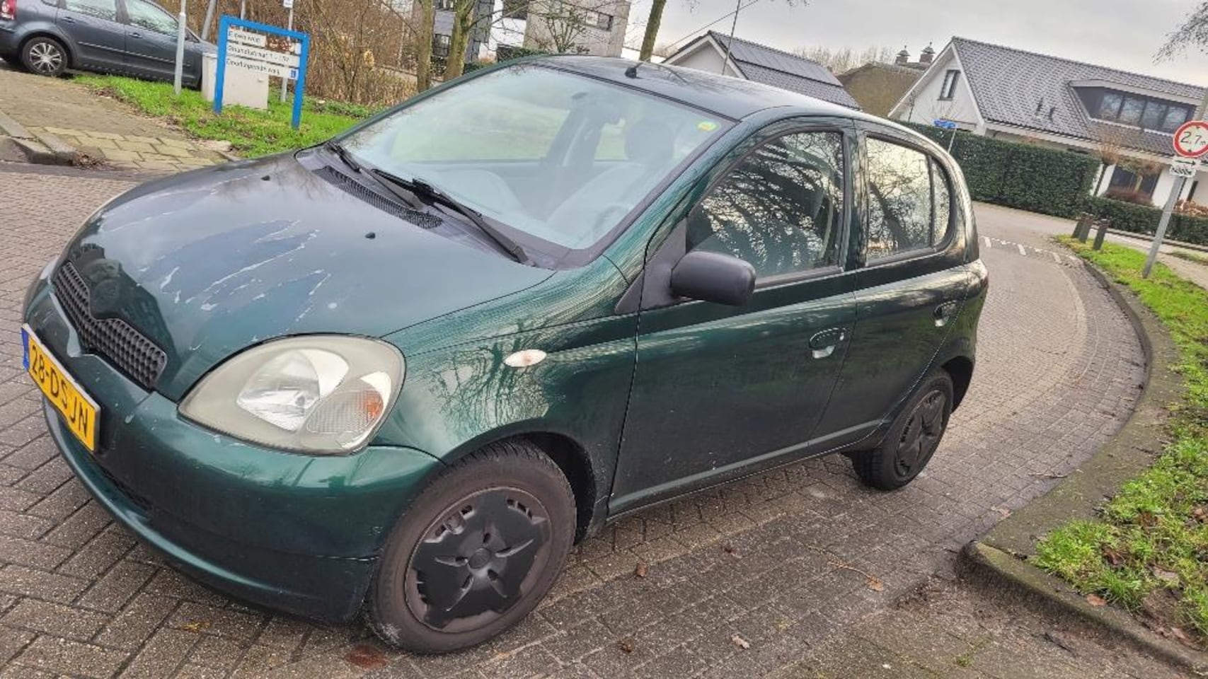 Toyota Yaris - 1.0-16V VVT-i Sol 1.0-16V VVT-i Sol Airco 5drs - AutoWereld.nl