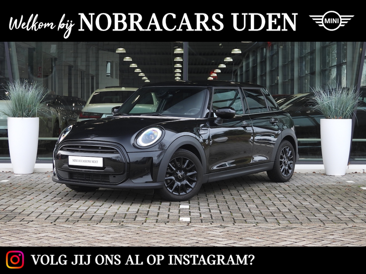 MINI Cooper - Hatchback Camden Automaat / Sportstoelen / LED / Navigatie / Cruise Control / Extra getint - AutoWereld.nl