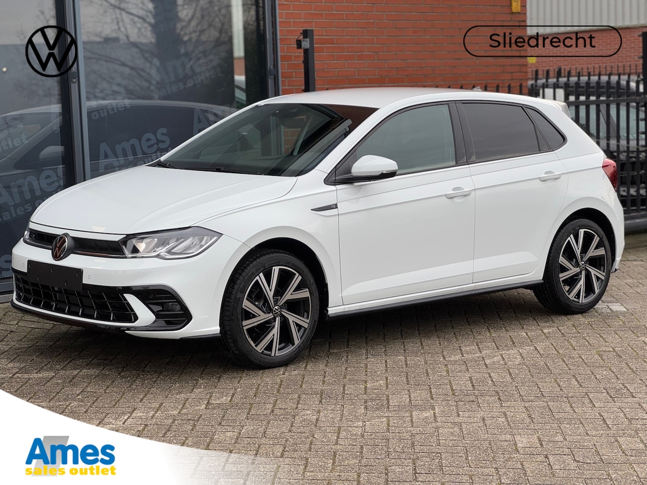 Volkswagen Polo - 1.0 TSI 95pk DSG R-Line | Keyless | Digital Cockpit Pro | Stoelverwarming - AutoWereld.nl