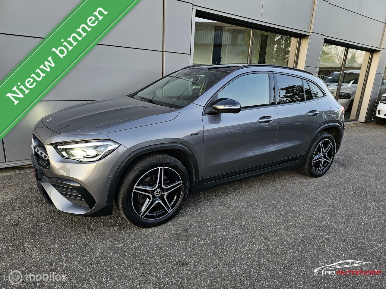 Mercedes-Benz GLA-Klasse - 250 e AMG Line Panorama/Night/Sfeer/Camera - AutoWereld.nl