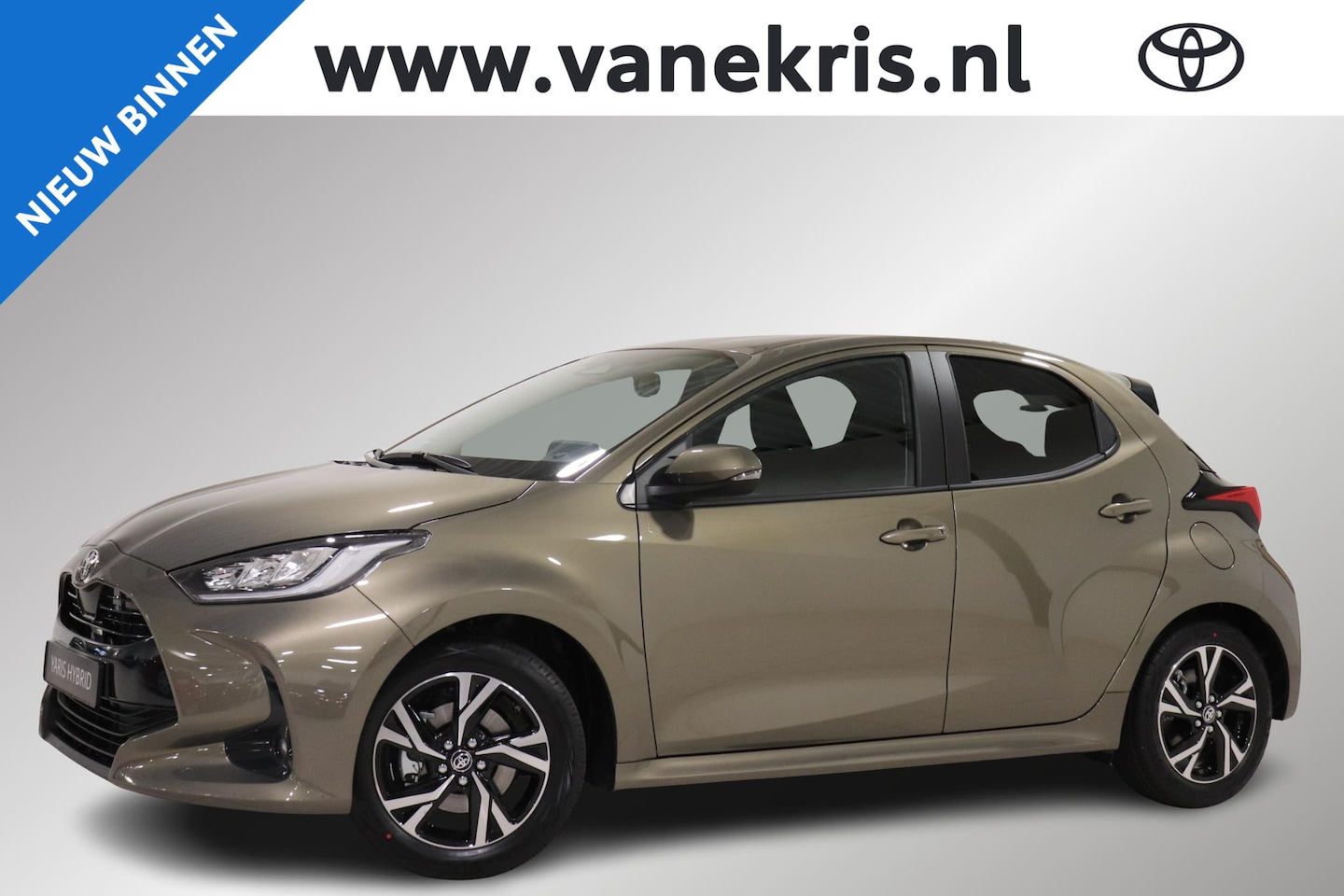 Toyota Yaris - 1.5 Hybrid 115 First Edition, LED lampen, Draadloos Apple Carplay/Android, Verwarmen/verko - AutoWereld.nl