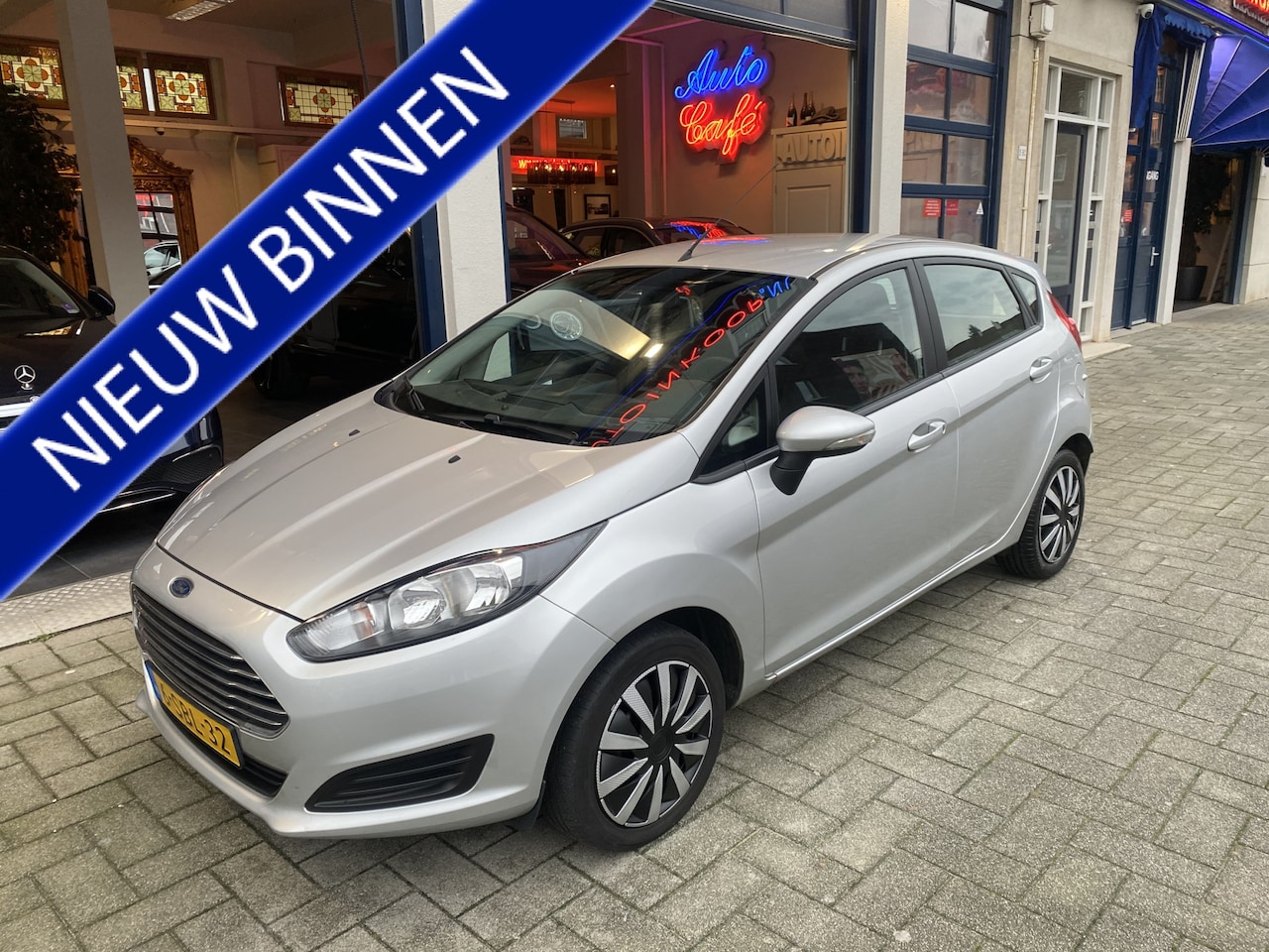 Ford Fiesta - 1.0 Champion NAVI/AIRCO - AutoWereld.nl