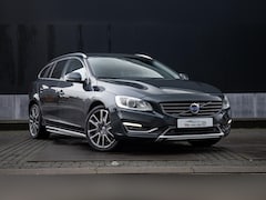 Volvo V60 - 2.4 D6 AWD Plug-In Hybrid Summum-Style kit-Carplay-NW banden