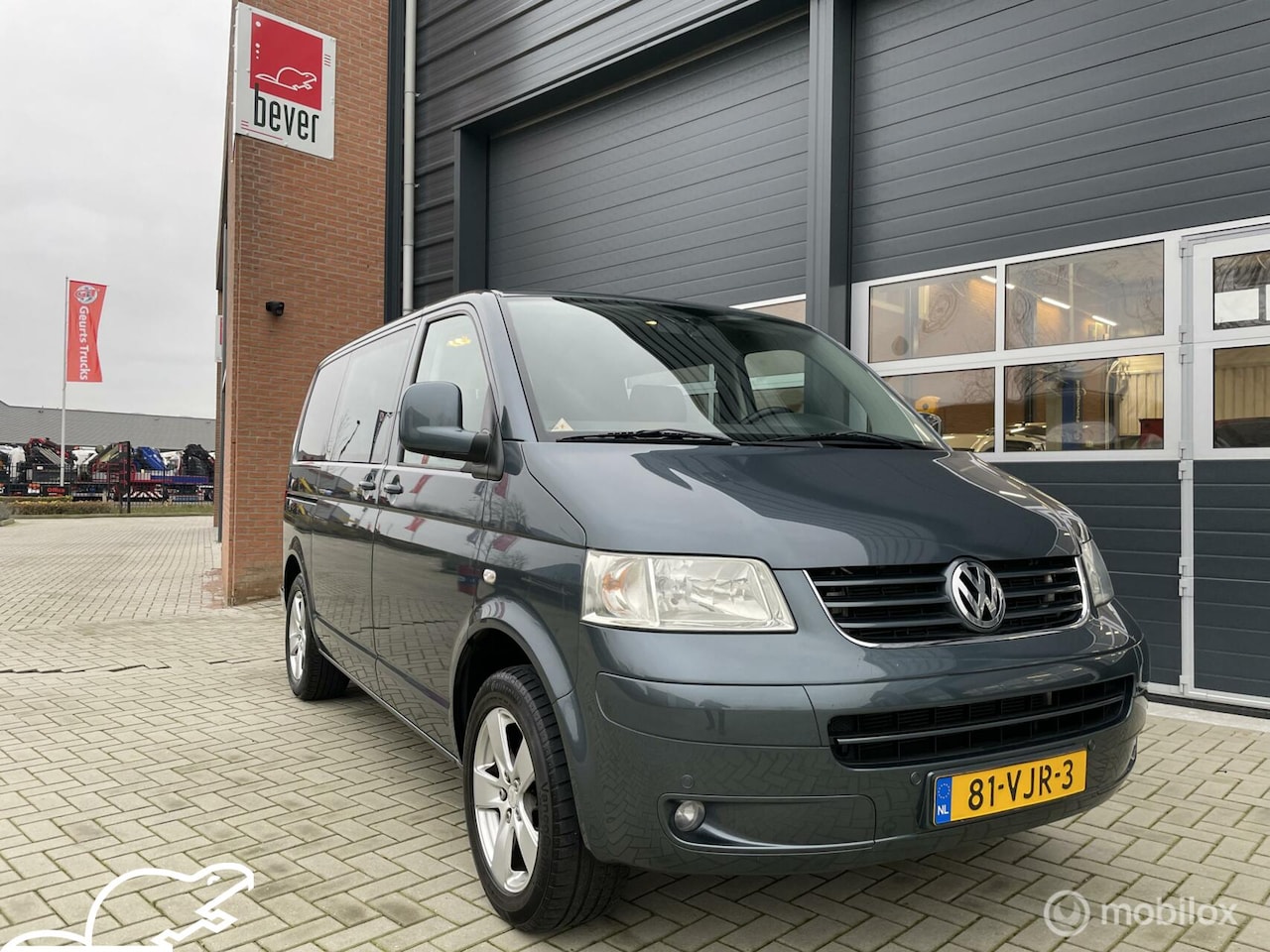 Volkswagen Transporter - L1 H1 aangepast 2.5 TDI 300 - AutoWereld.nl