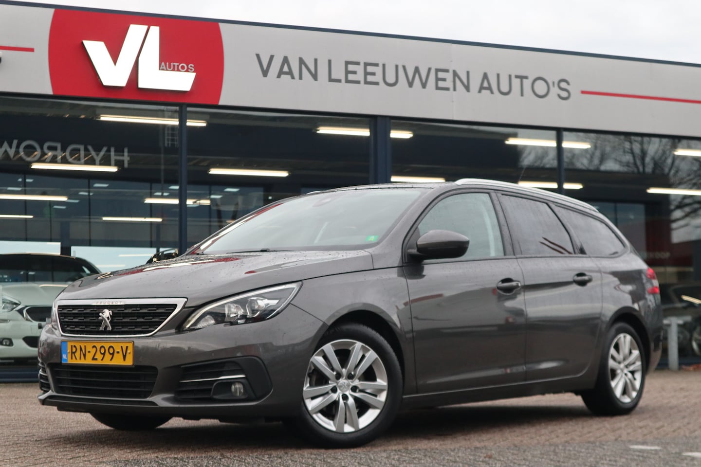 Peugeot 308 SW - 1.2 PureTech Blue Lease Executive | Apple Carplay | Cruise - AutoWereld.nl