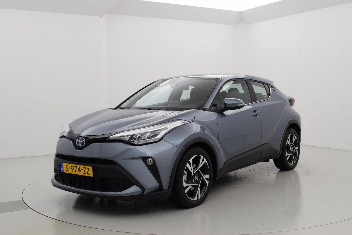 Toyota C-HR - 1.8 Hybrid Dynamic Dodehoek - AutoWereld.nl