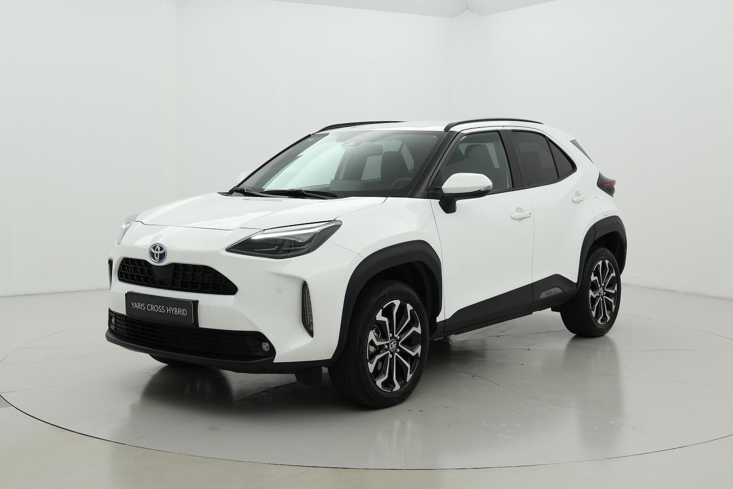 Toyota Yaris Cross - 1.5 Hybrid Dynamic Parkeersensors Apple\Android - AutoWereld.nl