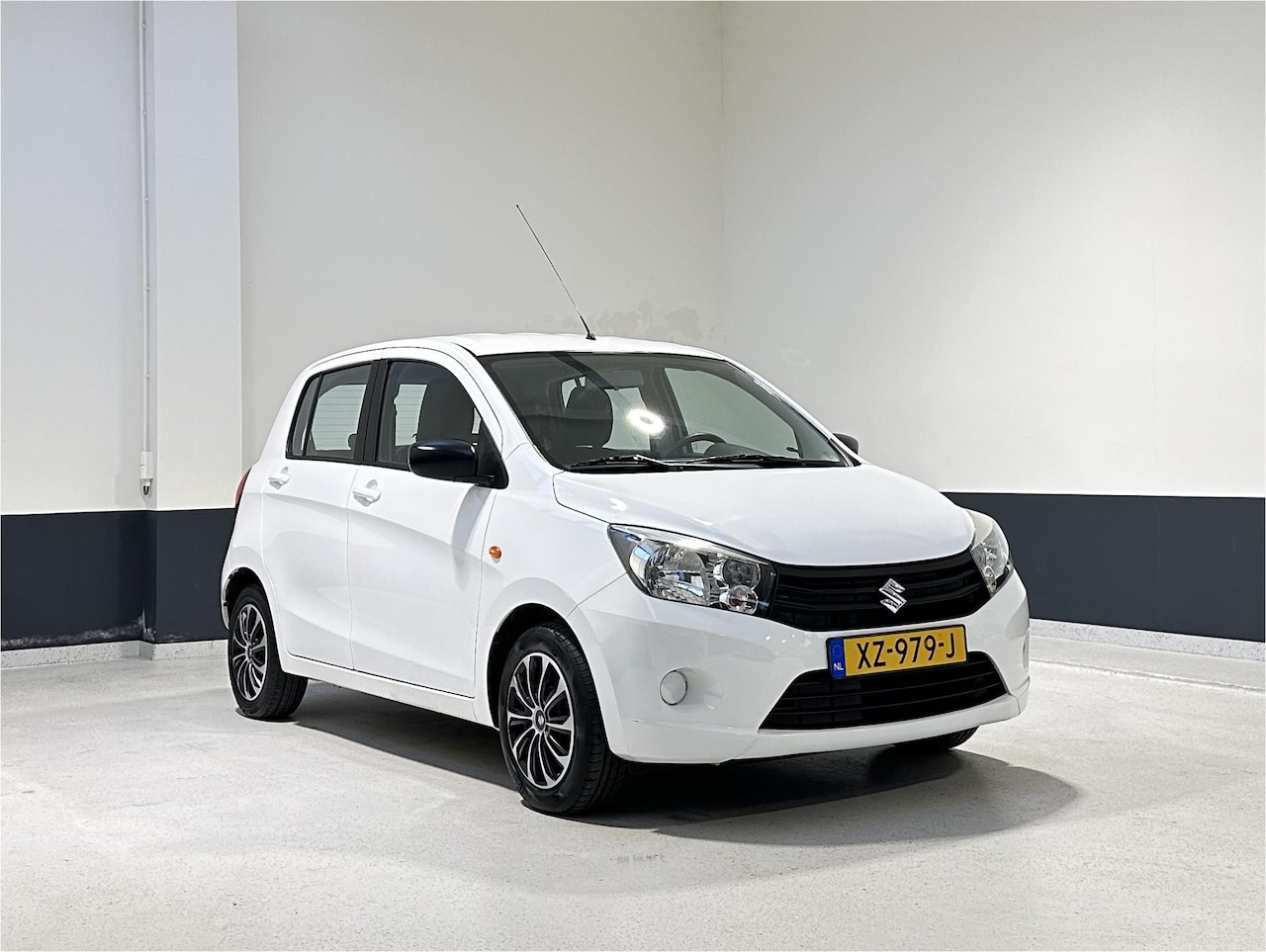 Suzuki Celerio - 1.0 Comfort | NL | 1e Eig. | Airco | Bluetooth | Electr. ramen - AutoWereld.nl