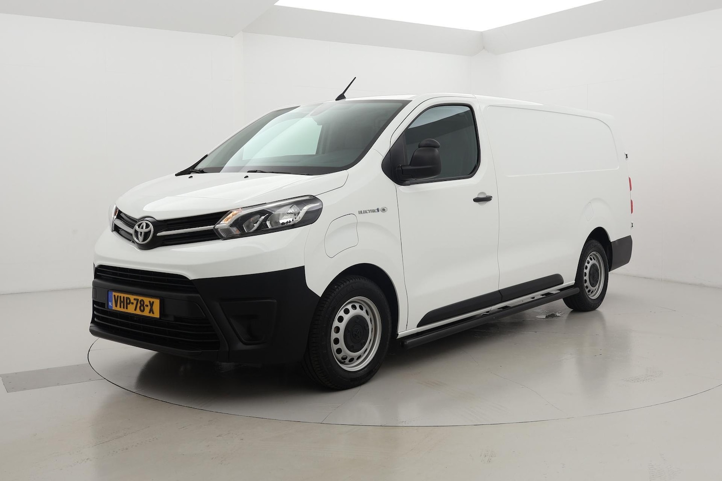 Toyota ProAce Electric Worker - 75kWh Extra Range Navigator Long 2020-edition - AutoWereld.nl