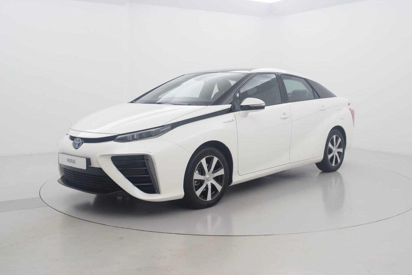 Toyota Mirai - Hydrogen - AutoWereld.nl