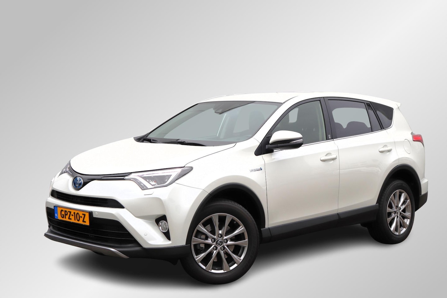 Toyota RAV4 - 2.5 Hybrid AWD Style Navi-Stuurverwarming - AutoWereld.nl