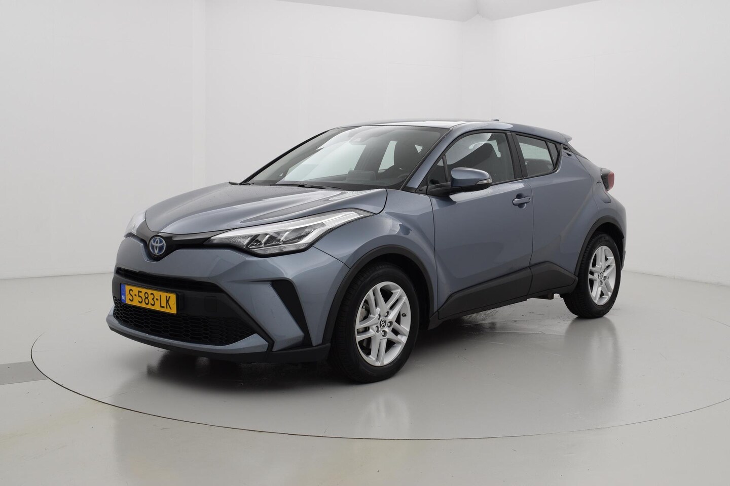 Toyota C-HR - 1.8 Hybrid Active Apple/Android Automaat - AutoWereld.nl