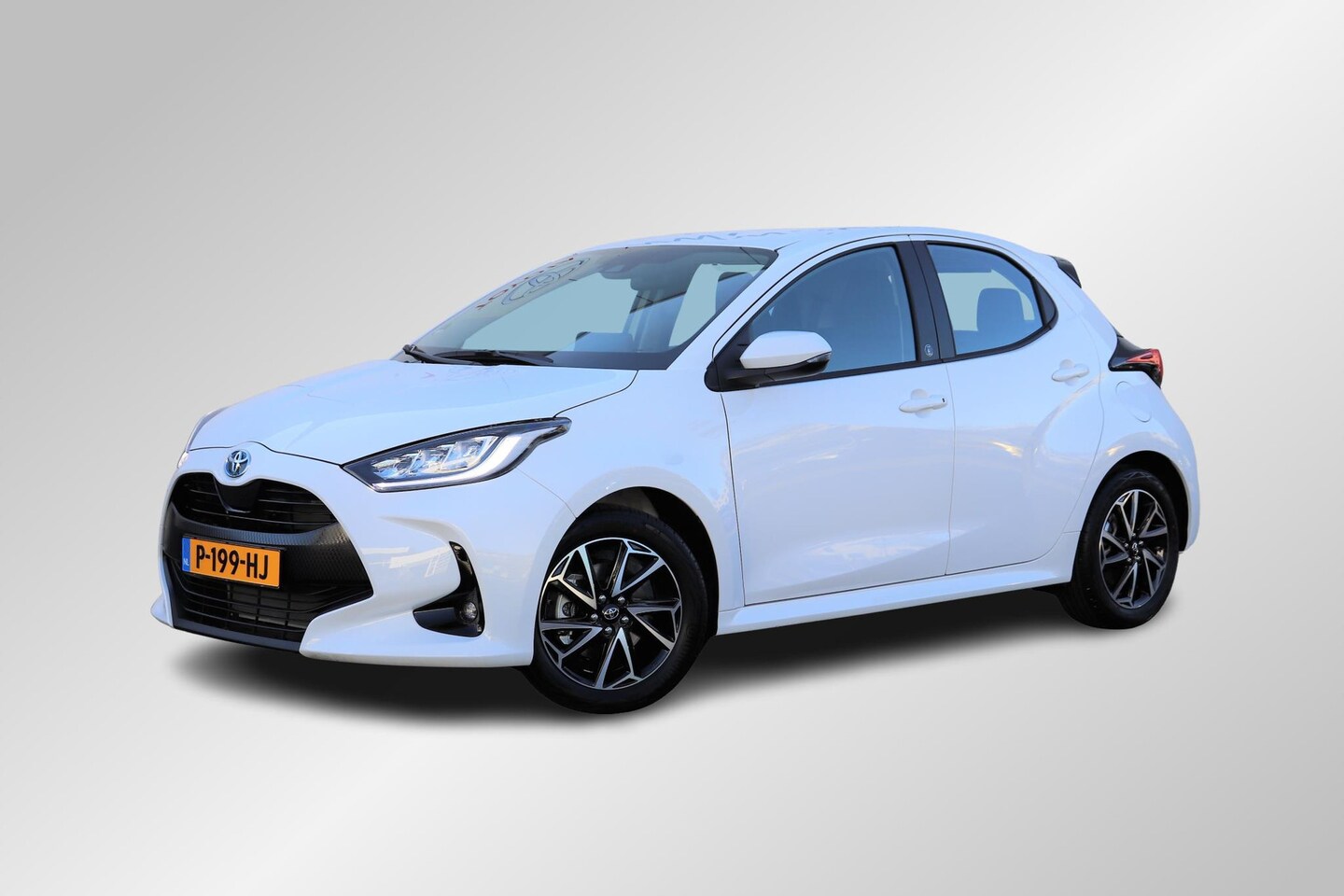 Toyota Yaris - 1.5 Hybrid Dynamic-Camera-Carplay - AutoWereld.nl