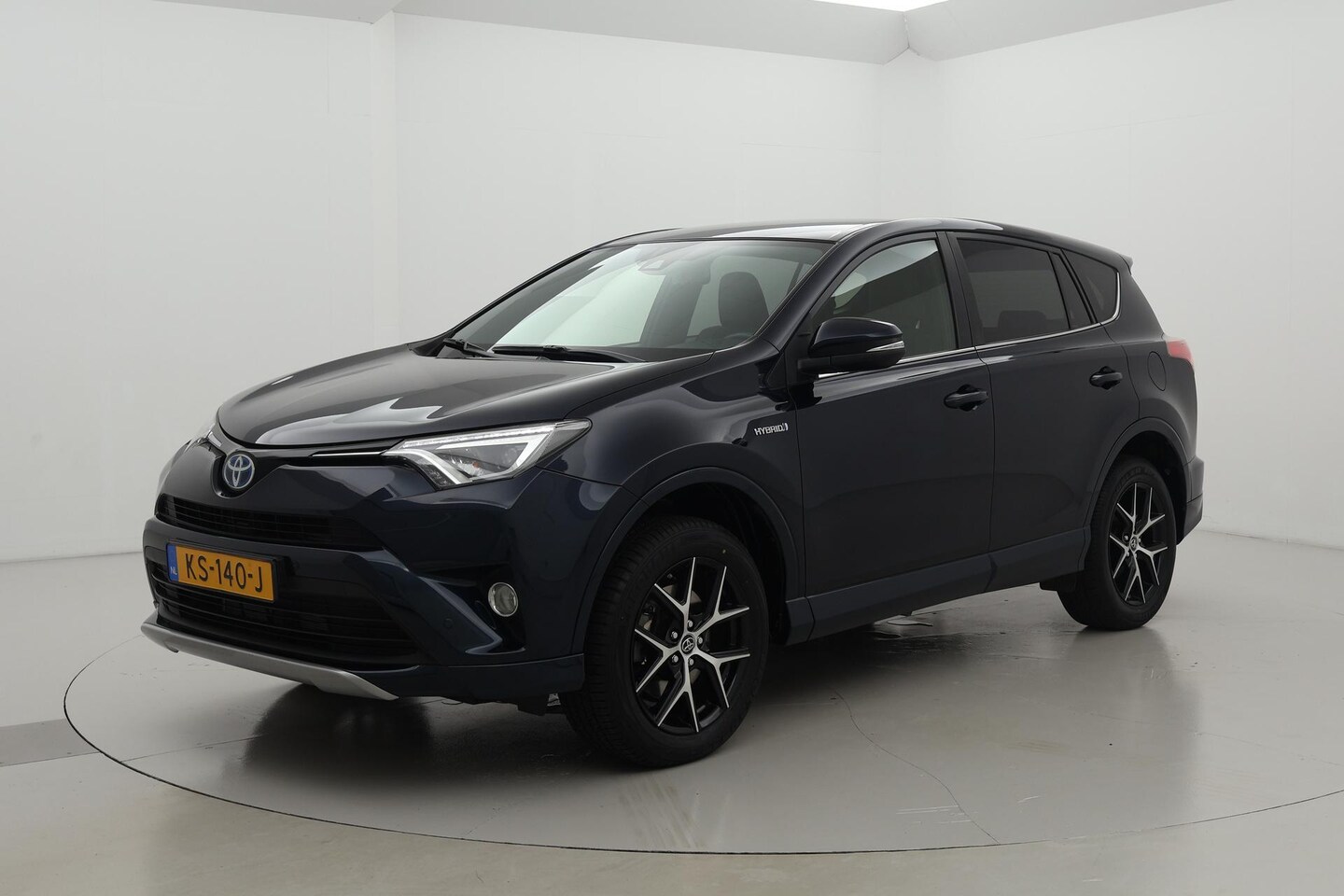 Toyota RAV4 - 2.5 Hybrid AWD Style Trekhaak Navigatie Automaat - AutoWereld.nl