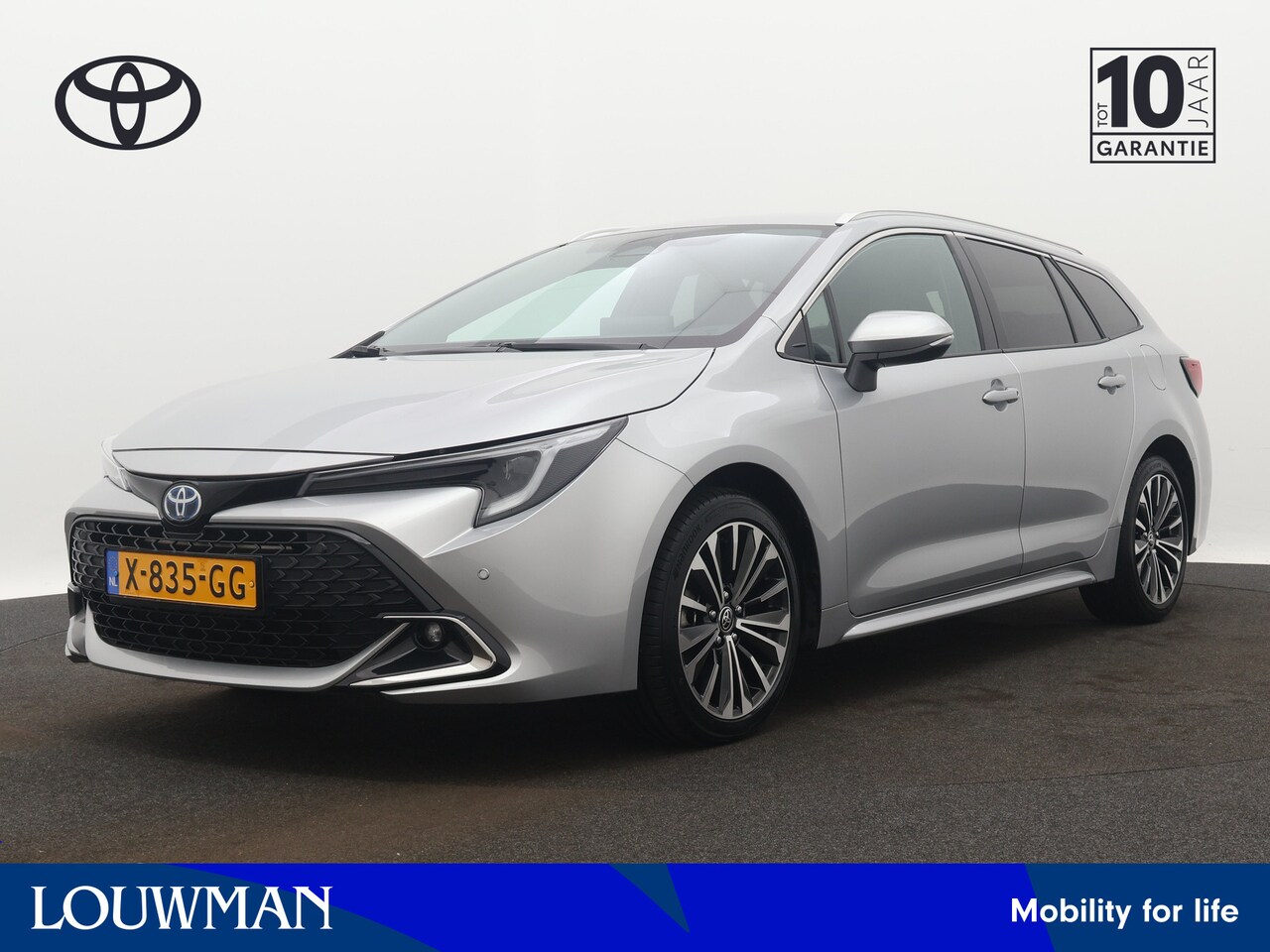 Toyota Corolla Touring Sports - 1.8 Hybrid First Edition | Camera | Parkeersensoren | LM velgen | Stoelverwarming | - AutoWereld.nl