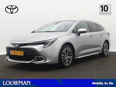 Toyota Corolla Touring Sports - 1.8 Hybrid First Edition | Camera | Parkeersensoren | LM velgen | Stoelverwarming |