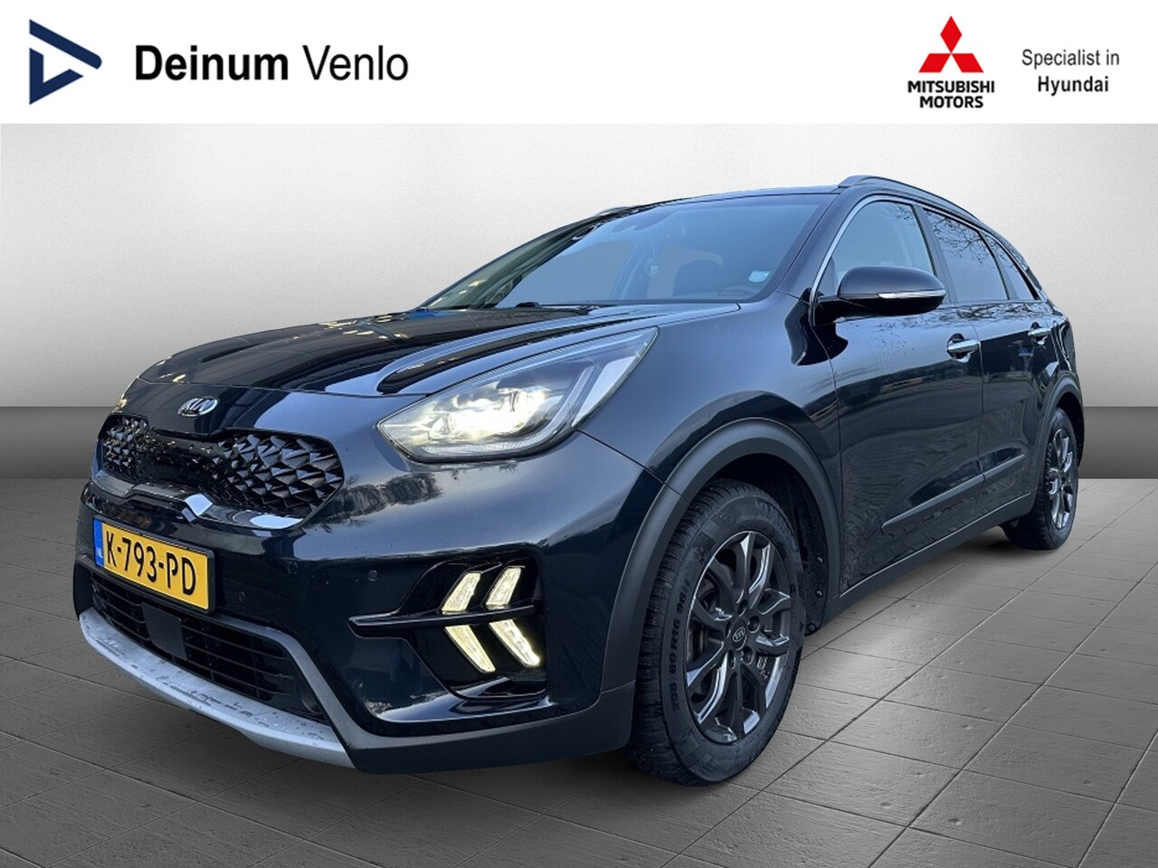 Kia Niro - 1.6 Hybride ExecutiveLine | Afn. trekhaak | Leder | JBL | Schuif - AutoWereld.nl