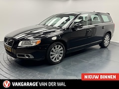 Volvo V70 - 1.6 T4 Limited Edition Navigatie-Cr.contr-Clima-Lm17''velgen-Parkeersensoren-Elektrische a